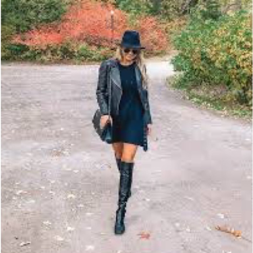 Stuart Weitzman Black Leather Over The Knee Boots in 8.5